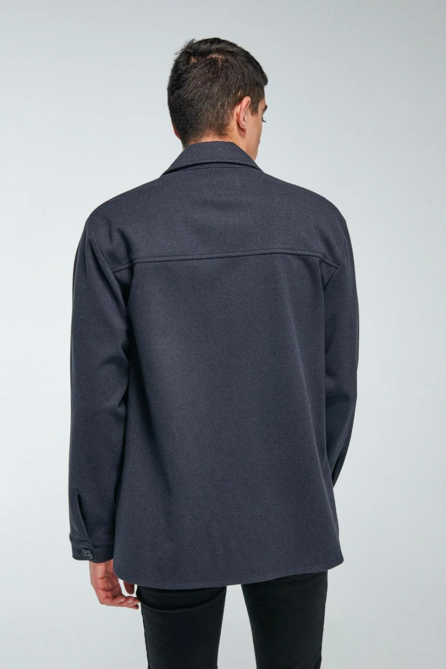 sobrecamisa-unicolor-texturizado (2)